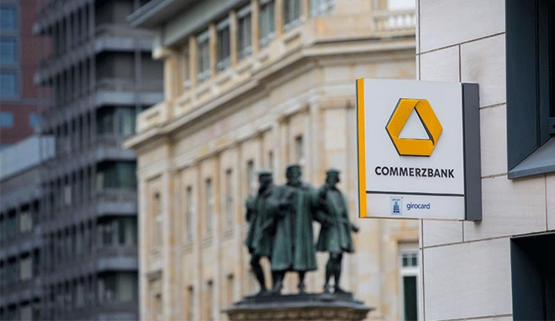 Commerzbank: Metindeki değişiklik politika hatası