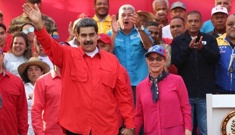 Maduro: Darbeyi Beyaz Saray'dan Bolton yönetti