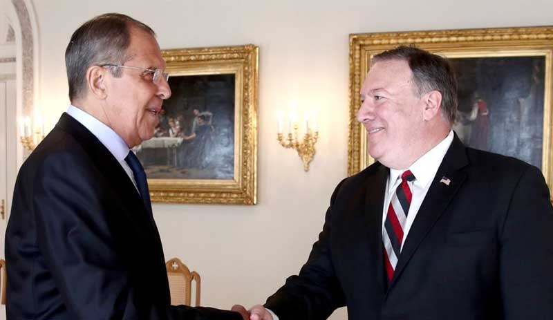 Pompeo ve Lavrov Venezuela için görüşecek