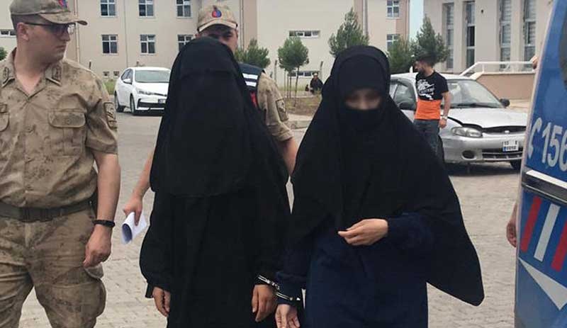 Sınırda 2 IŞİD'li kadın yakalandı