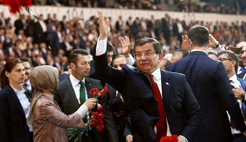AKP'den Davutoğlu açıklaması