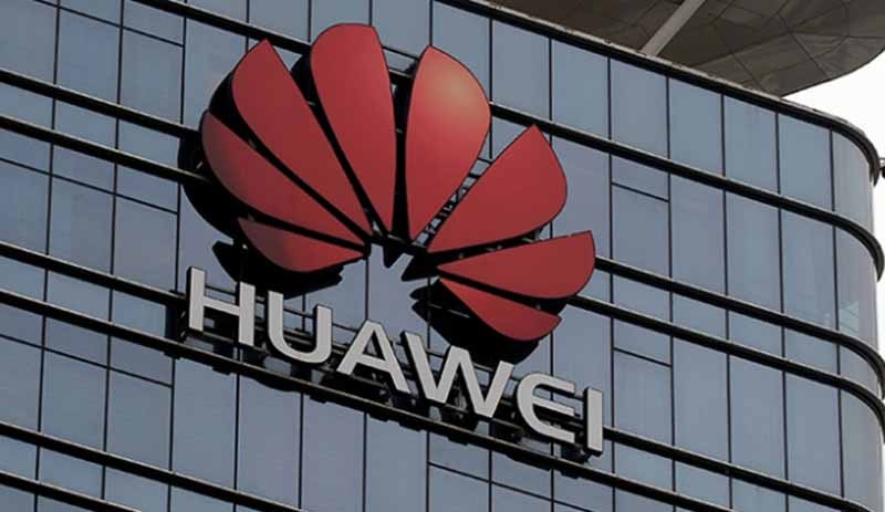 Huawei'ye uygulanan yaptırıma Facebook da dahil oldu