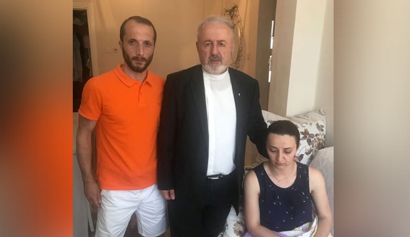 Saldırıya uğrayan Ermeni aile Ermenistan'a dönüyor