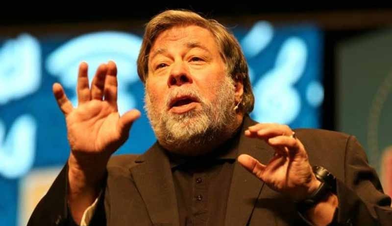 Apple'ın kurucusu Wozniak: Facebook'u silin