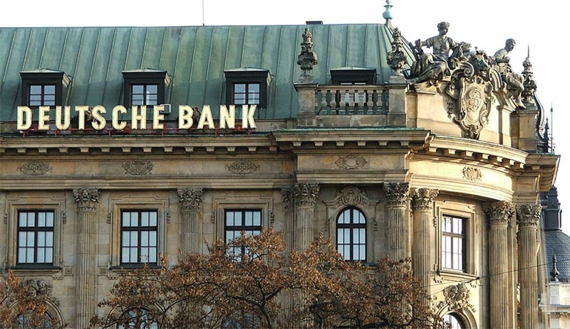 Deutsche Bank 3 milyar eurodan fazla zarar etti