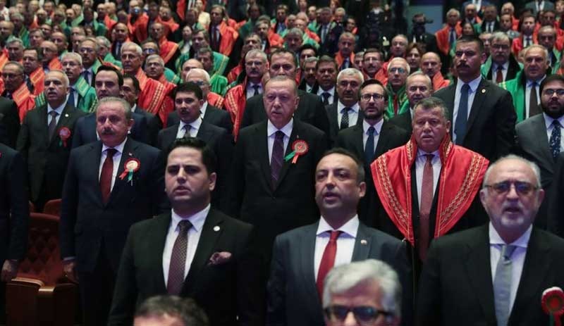 Metin Feyzioğlu: Türkiye Barolar Birliği hiçbir siyasi partinin muhalifi değildir