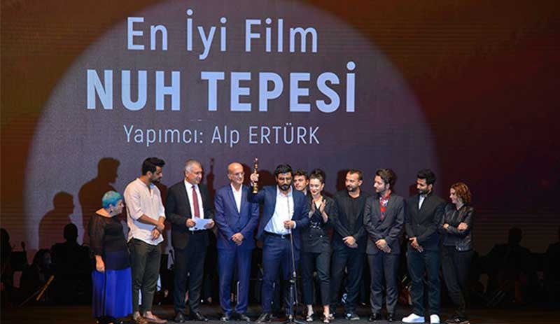 Altın Koza'da en iyi film ödülü 'Nuh Tepesi'ne