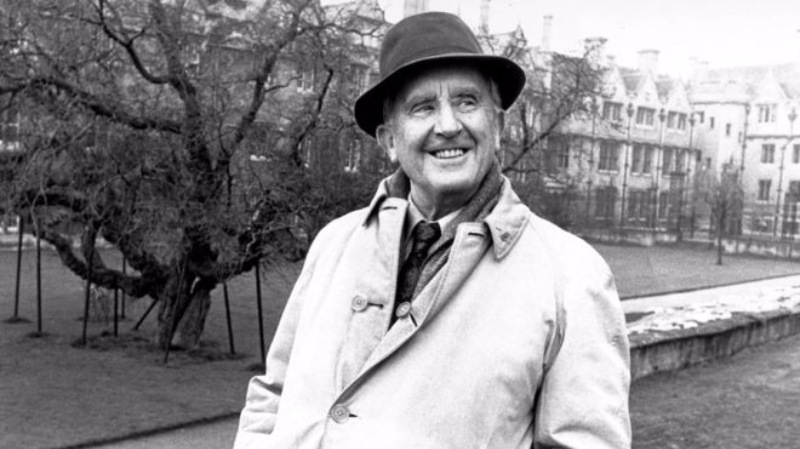 JRR Tolkien kitabı 100 yıl sonra basıldı