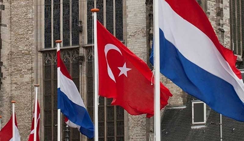 Hollanda Türkiye'ye silah ihracatını askıya aldı