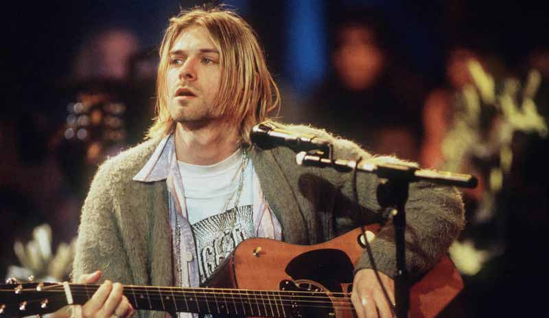 Kurt Cobain'in ikonik hırkası açık artırmada