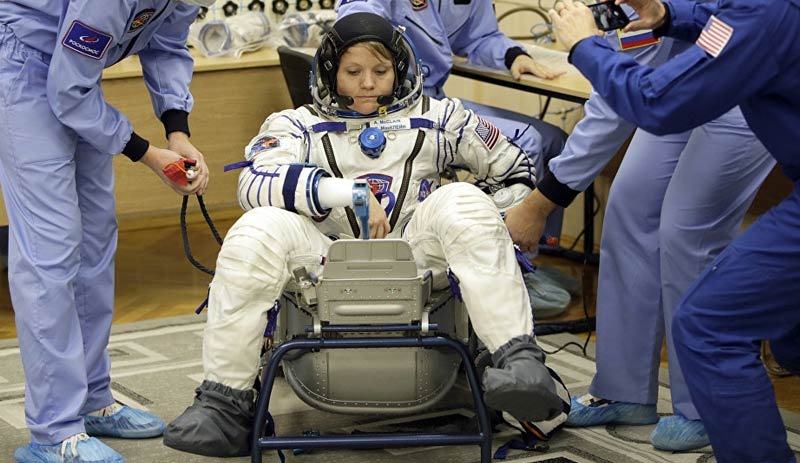 Ay’a ilk kez kadın astronot ayak basacak