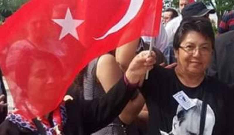 Pazarda AKP'yi eleştirince gözaltına alındı