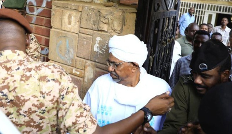 Sudan'da devrik cumhurbaşkanının partisine yasak ve el koyma kararı