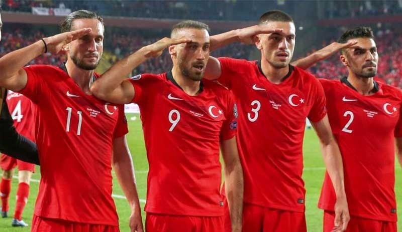 UEFA, Kuzey Suriye harekatına 'asker selamı'nı cezasız bırakmadı