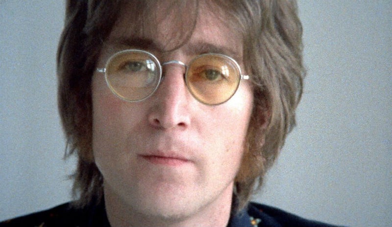 John Lennon'un gözlüğü 170 bin euroya satıldı