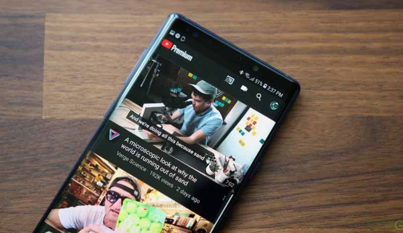 Android telefonlarda YouTube videoları arka planda nasıl oynatılır