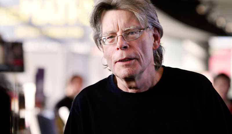 Stephen King Facebook'a güvenmediği için hesabını sildi