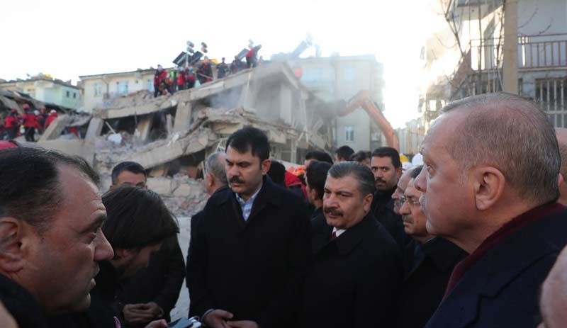 Erdoğan'dan Elazığlı depremzedeler için yardım kampanyası kararı