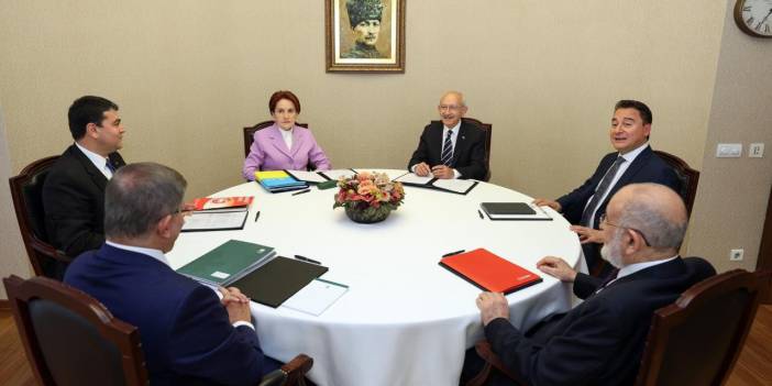 Altılı Masa'da adaylık kulisi: Kılıçdaroğlu önerdi, iki lider sessiz kaldı, Akşener itiraz etmedi