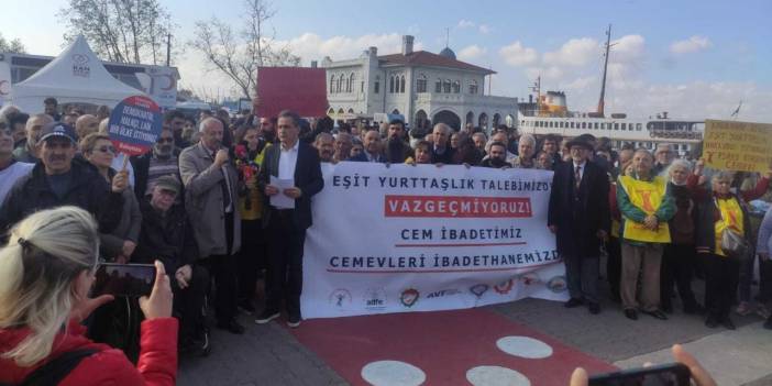 Alevi dernekleri eşit yurttaşlık talebiyle eylem yaptı