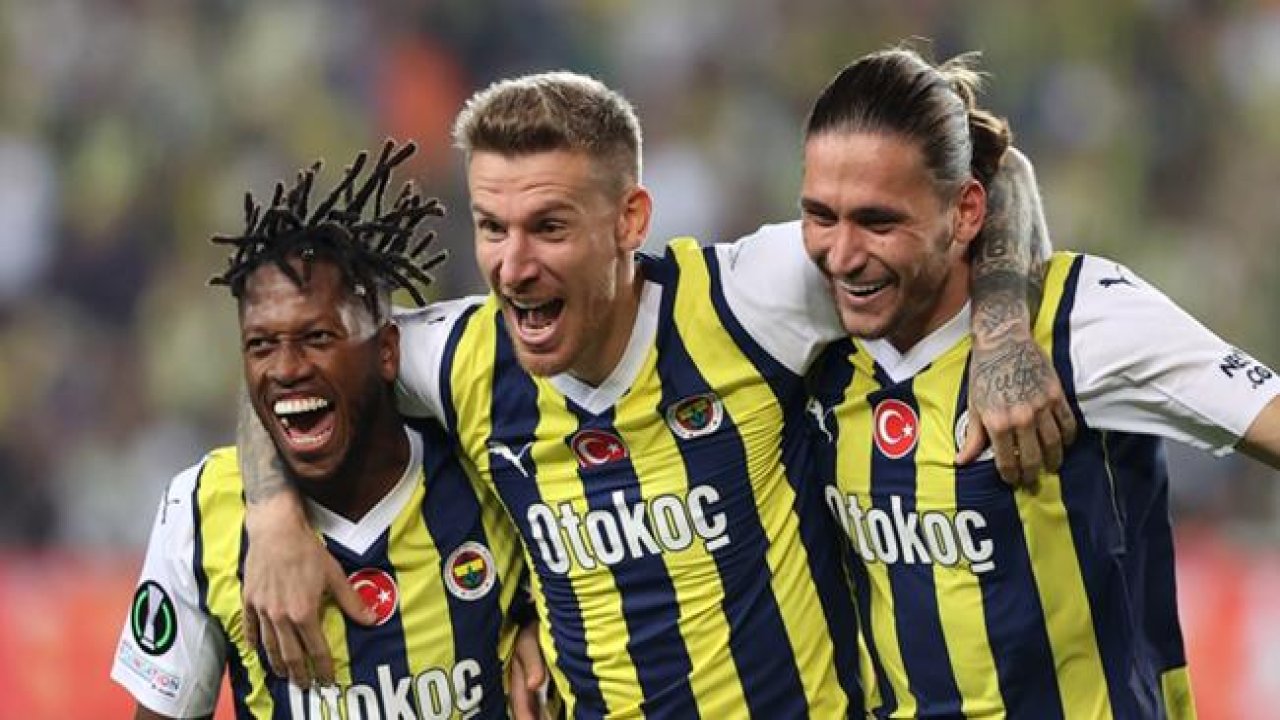 Fenerbahçe galibiyetle başladı