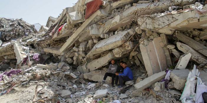 BM: Gazze'deki 37 milyon ton enkazın temizlenmesi 14 yıl sürebilir