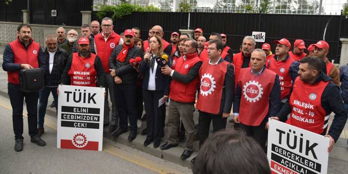 DİSK'ten TÜİK önünde protesto: Sürekli enflasyonu düşük gösteriyor