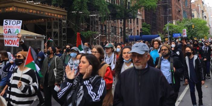 New York'ta üniversite öğrencileri Filistin'e destek gösterisi düzenledi, Evergreen Üniversitesinde talepler kabul edildi