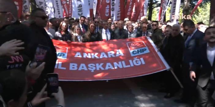 Özgür Özel ve CHP’liler, Gezmiş, Aslan ve İnan'ın anma töreninde