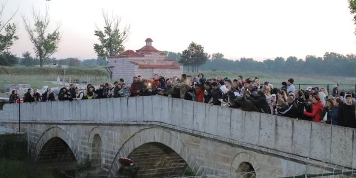 Kakava Şenlikleri üçüncü gününde: Dileklerini Tunca Nehri'ne bıraktılar