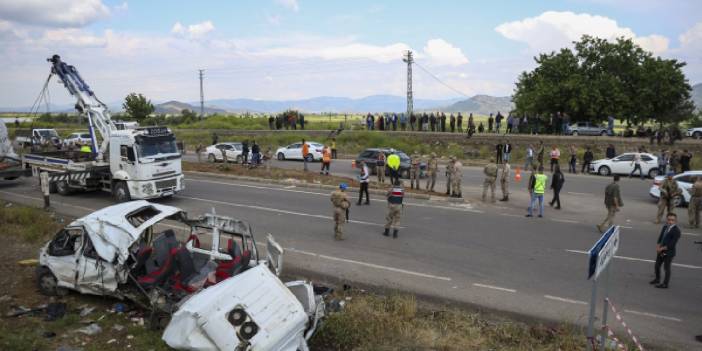 Antep'te dokuz kişinin öldüğü kazada beton mikserinin sürücüsü tutuklandı