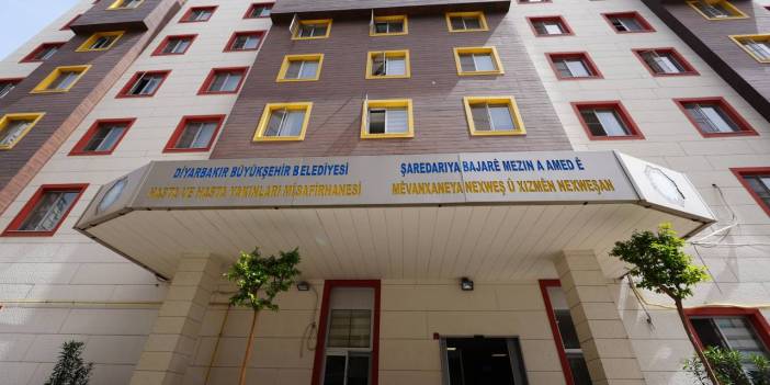 Diyarbakır’da kayyım dönemi: Belediye bürokratlarına çifte maaş ödenmiş, misafirhane bedava otel gibi kullanılmış