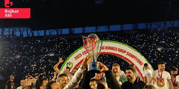 Amedspor şampiyonluğu kutladı: Futbolcular madalyalarını aldı