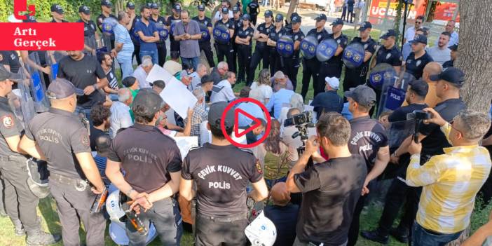 Adana'da DEM Parti'nin kayyım nöbetine polis ablukası, arbede yaşandı