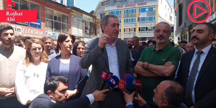 DEM Parti Eş GenelBaşkanı Bakırhan Yüksekova'da konuştu: AKP'yi uyarıyoruz; kayyımı çekin