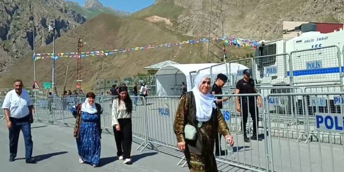 Kayyıma karşı yola çıkanlar Hakkari'ye vardı