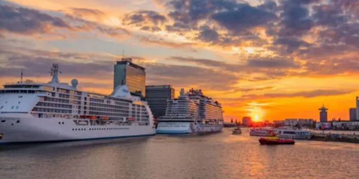 Amsterdam'da ‘turizm kirliliğiyle’ mücadele: Tekne ve yolcu gemileri azaltılacak