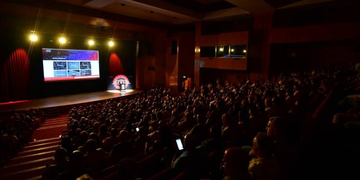 'Çok Kötü Bir Şey Oldu - Madımak Katliamı ve Ötesi' belgeselinin İstanbul gösterimi yapıldı