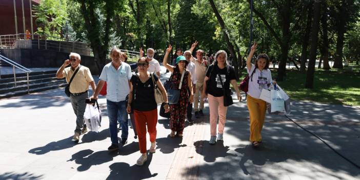 'İradeye saygı yürüyüşü' Ankara'dan Adana'ya doğru yola çıktı