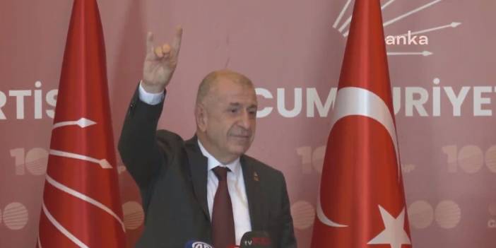 Ümit Özdağ CHP'deki ortak açıklamada 'Bozkurt' işareti yaptı: Özel 'Deniz Naki'yi hatırlattı