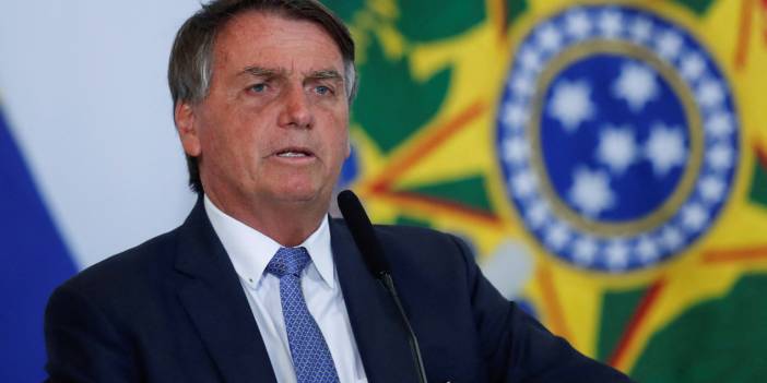 Brezilya'da Bolsonaro'ya kara para aklama suçlaması: 'Suudi Arabistan'ın hediye ettiği elmasları zimmetine geçirdi'