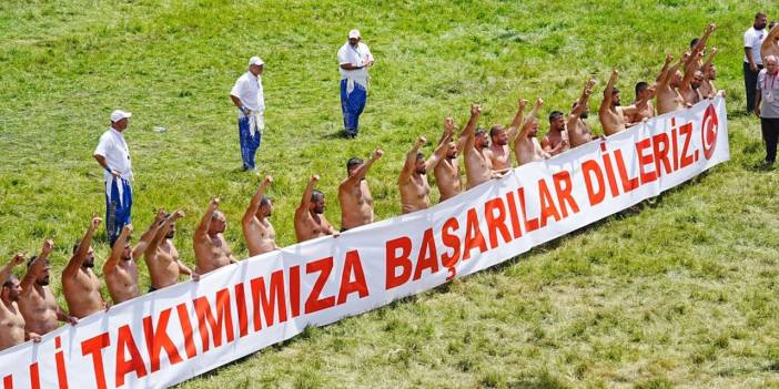 Kırkpınar Yağlı Güreşleri'nde 'bozkurt' işaretli başlangıç