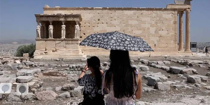 Yunanistan'da son 44 yılın en uzun süreli sıcak hava dalgası yaşandı