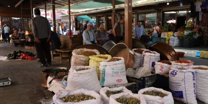 Köylü Pazarı’nda da satış yok: Üretici emeğinin karşılığını alamıyor