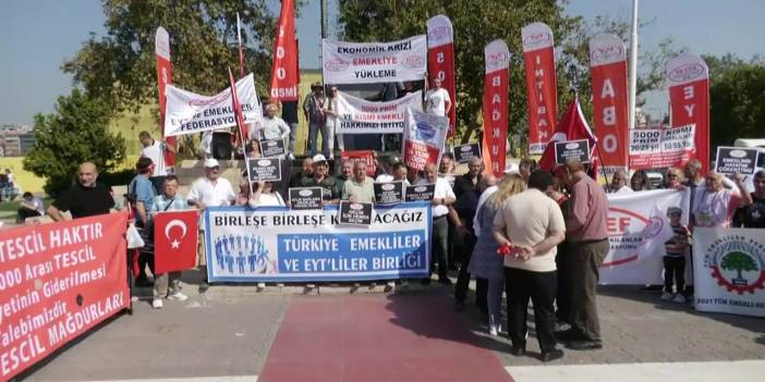 Emeklilerden Kadıköy’de eylem: 'Krizin sebebini KKM'ye ayrılan trilyonlarda arayın'