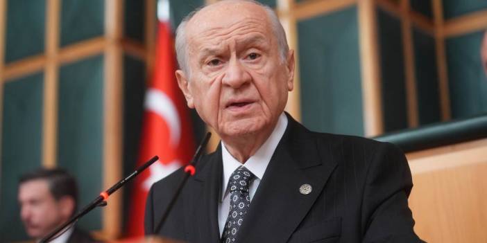 Bahçeli'den DEM Parti açıklaması: Uzattığım el Türkiye partisi olma teklifidir