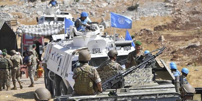 İsrail, Lübnan'da UNIFIL'in gözlem kulesini yıktı