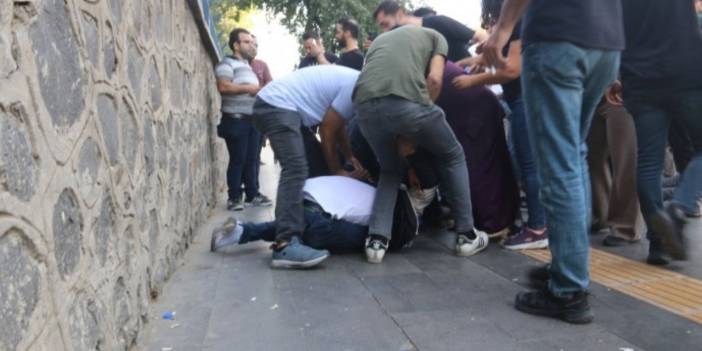 Diyarbakır'da polis, gazetecilere ve avukatlara saldırdı: Bir avukatın kolu kırıldı