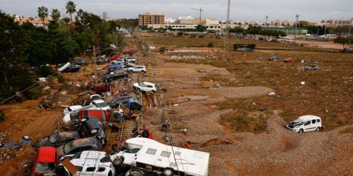 İspanya'da ölü sayısı 205'e yükseldi, bölgeye 500 asker gönderildi