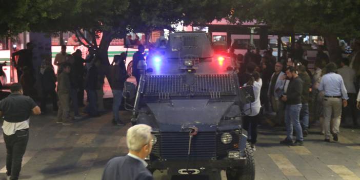 Kayyım protestolarında en az 83 kişi gözaltına alındı